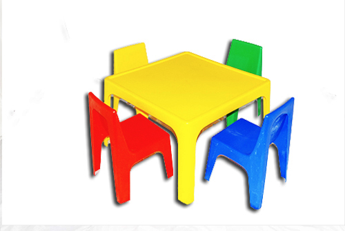 Kiddies-Plastic-Chairs | Domino's Tents